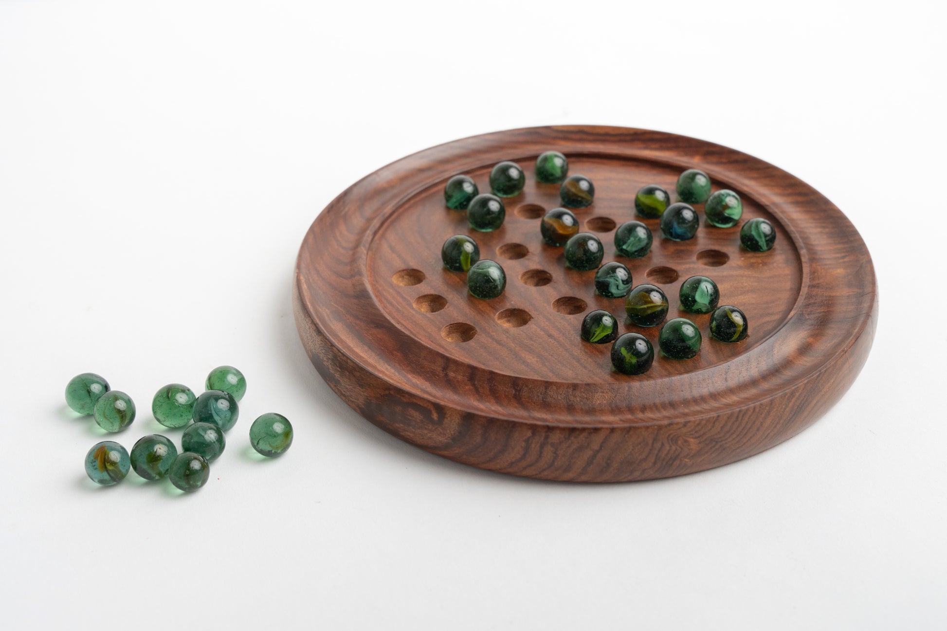 Buy Brain Vita Wooden Board – Classic Peg Solitaire Puzzle Online On Enchantoys