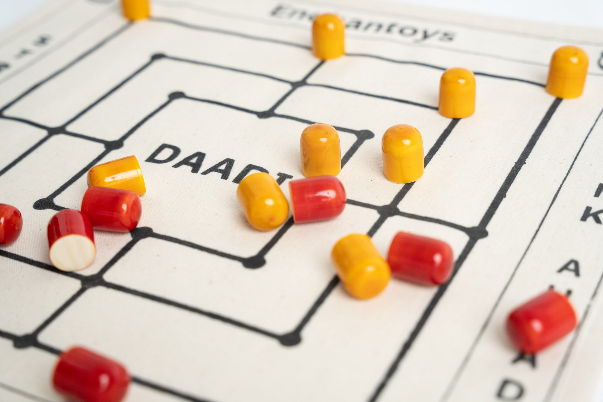 Buy Daadi Board Game–Cotton Cloth Navakankari/Nine Men’s Morris Online On Enchantoys