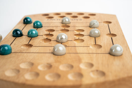 Buy Daadi Peeta Wooden Board Game – Classic Indian Strategy Online On Enchantoys